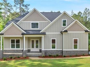 131 Palisade Dr, Rydal, GA 30171