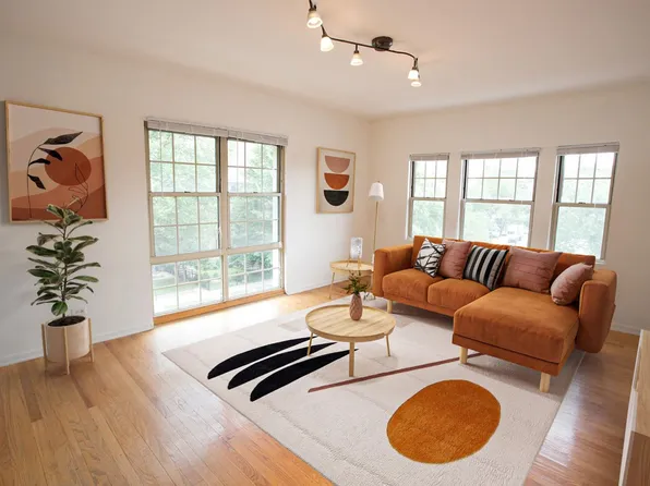 5528 S. Cornell Avenue