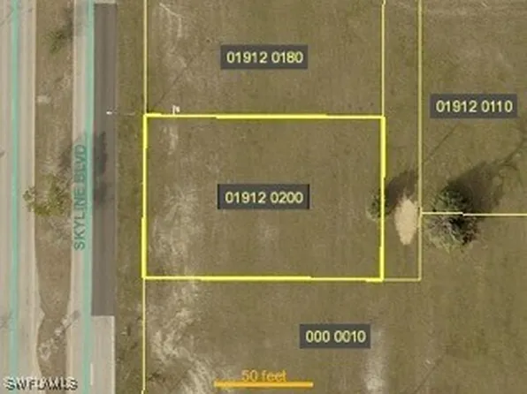 1511 Skyline Blvd, Cape Coral, FL 33991