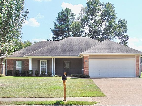 2nd image of 307 White Oak Dr