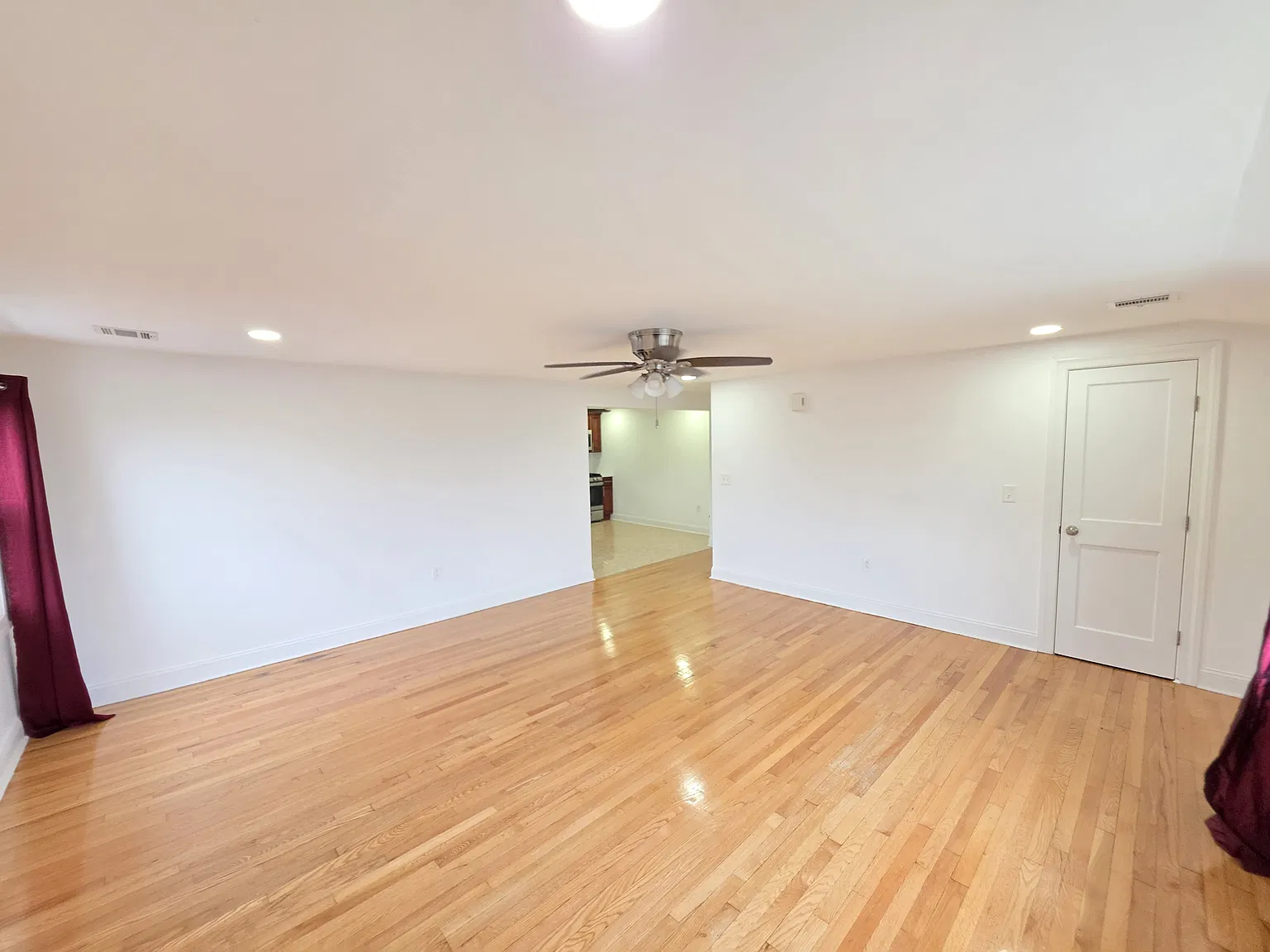 3 bed, 1750 sqft, $2,500 — Photo 1