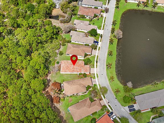 4th image of 240 SW Coconut Key Way