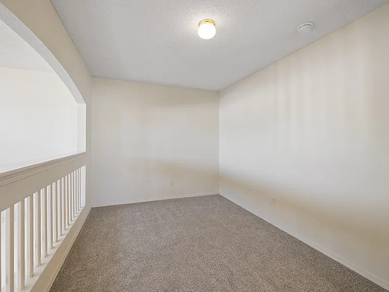 2987 Tierra Cortez Ave #B — Photo 20