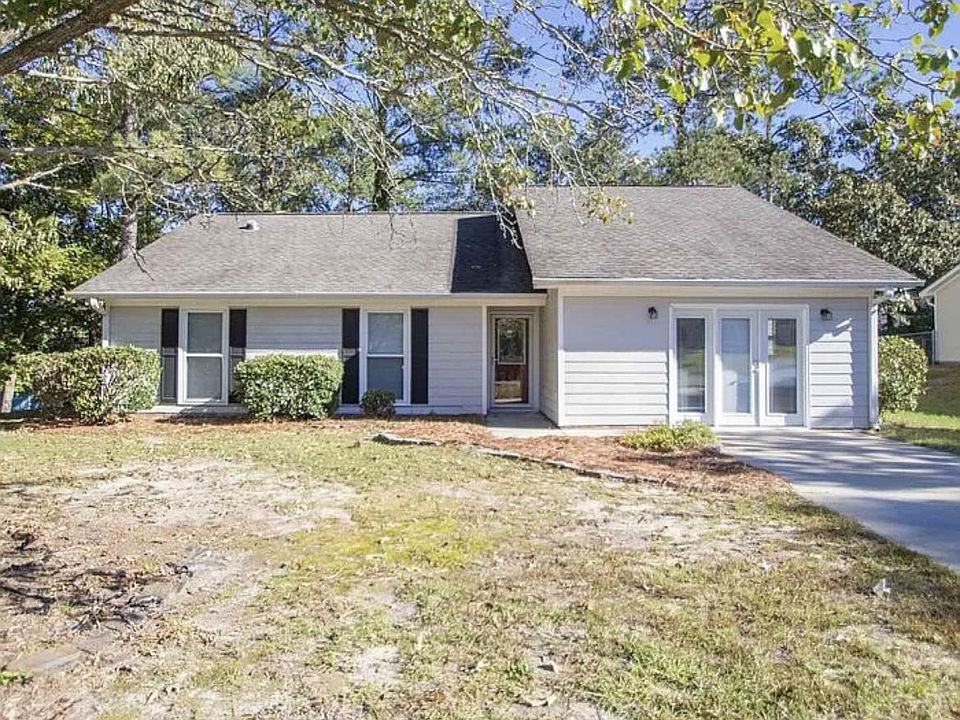 1st image of 205 N Chateau Dr