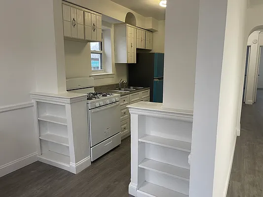 Rented by EZ Sell Realty | media 3