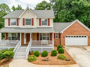 730 Rosehill Ln, Lawrenceville, GA 30044