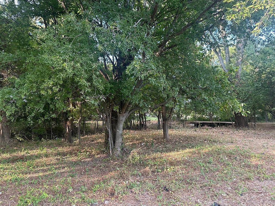 1st image of 331 E Bear Creek Rd