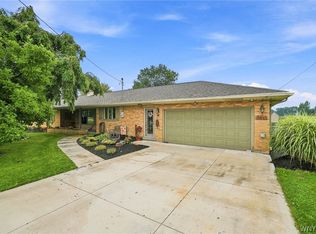 2192 Youngstown Lockport Rd, Ransomville, NY 14131