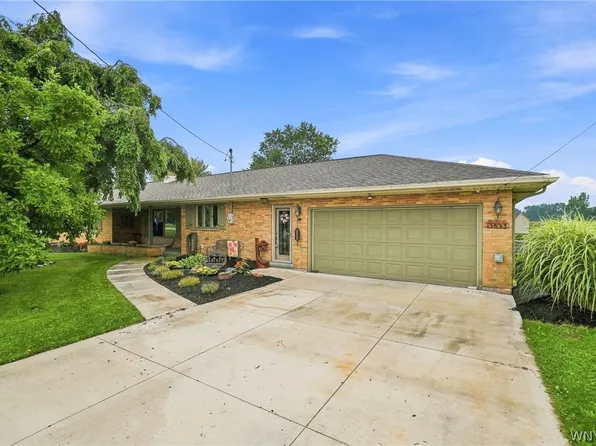 2192 Youngstown Lockport Rd, Ransomville, NY 14131