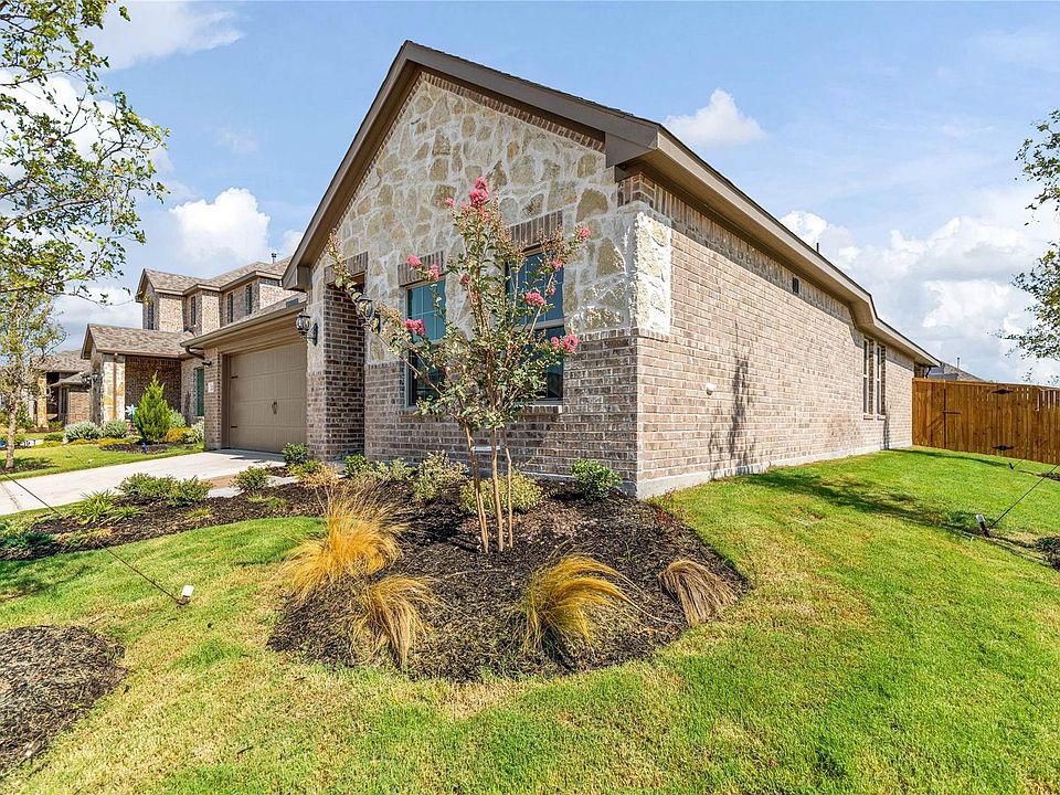 1st image of 1253 Carinna Dr
