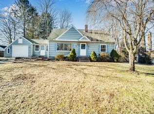 247 Vineland Ave, East Longmeadow, MA 01028