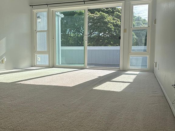 5th image of 44-130 Kou Pl APT 5