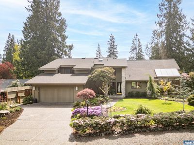 121 Fairway Pl, Sequim, WA, 98382