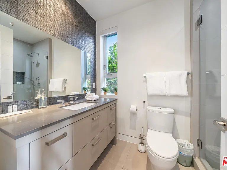 6359 Colgate Ave — Photo 24