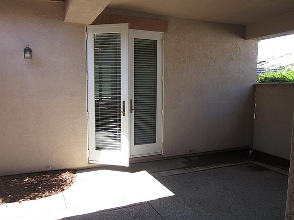 4th image of 905 Anton Ct