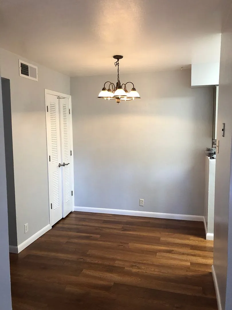 Ne Uptown Winrock Condo 1 Bedroom 1 Bath - Utilities Included — Photo 4