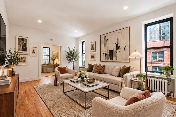 2-bedroom at 1592 First Avenue — photo 1 of 5