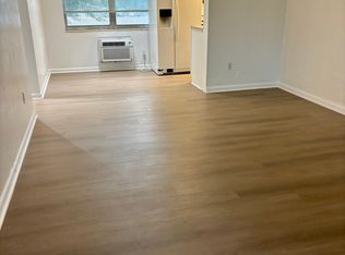 21 Alhambra Cir #18, Miami, FL 33134