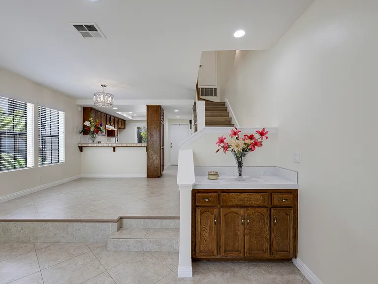 319 Molokai Dr — Photo 30