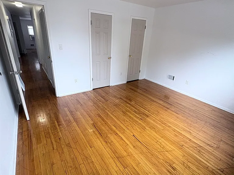 24 Colonial Dr #2 — Photo 11