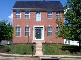 12490 Iona Sound Dr, Bristow, VA 20136