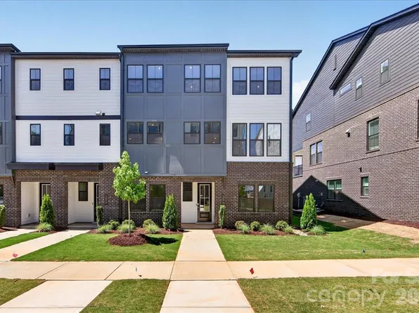 12015 Elsa Ln, Charlotte, NC 28277