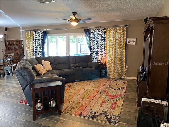 5th image of 1630 Eden Ct