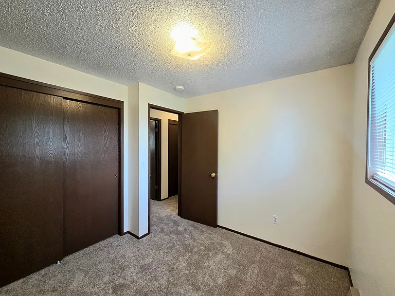 112 Ridgemont Dr — Photo 17