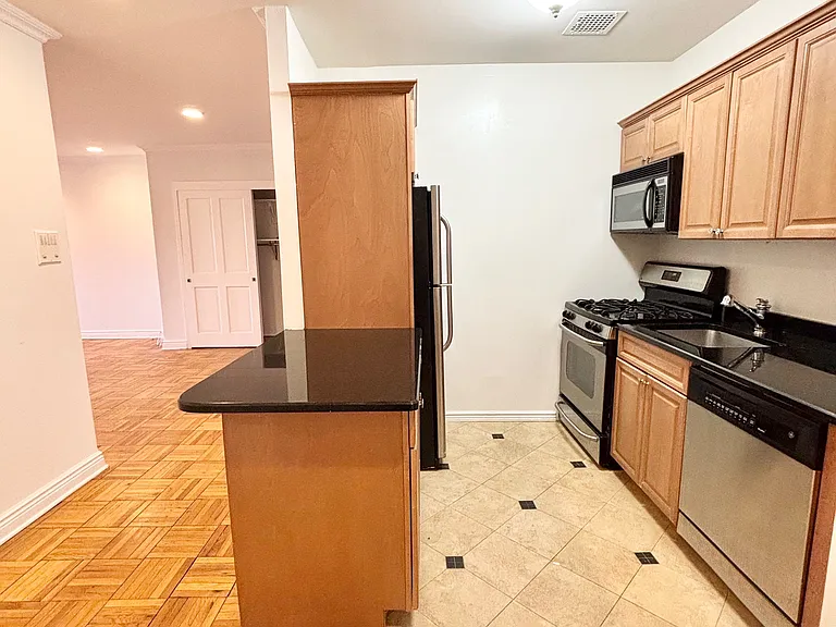 The Chalet Apartments — Photo 17
