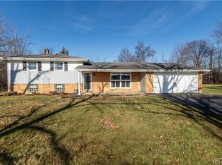 1821 Webb Rd, Grand Island, NY 14072