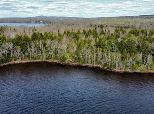 25 Woodland Ridge Rd, Danforth, ME 04424