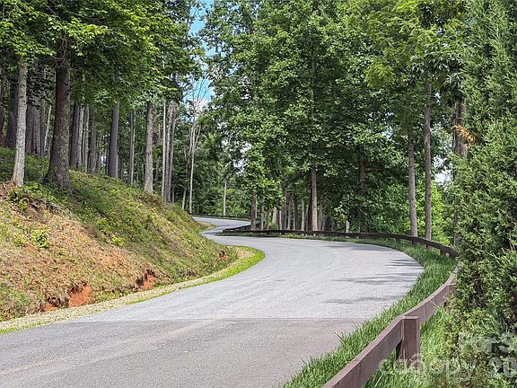 5th image of 9999 Bear View Rd