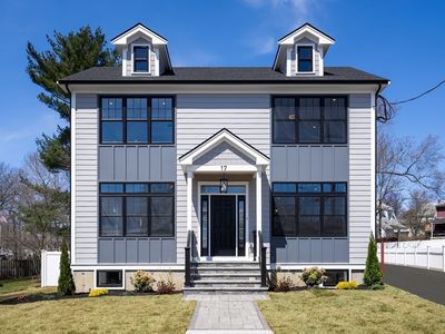 17 Puritan Rd, Watertown, MA, 02472