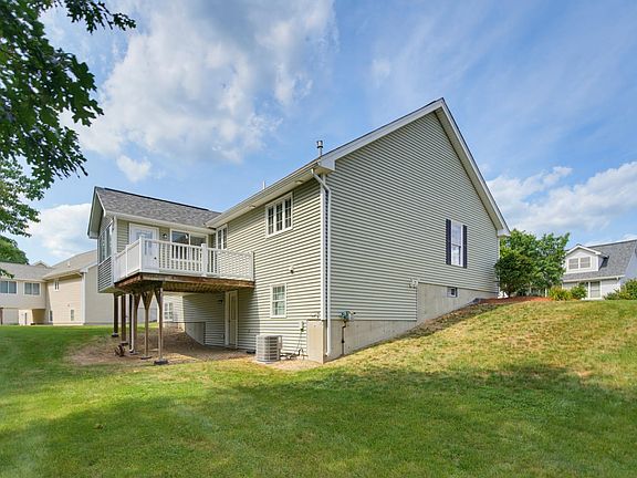 5th image of 42 Iris Lane