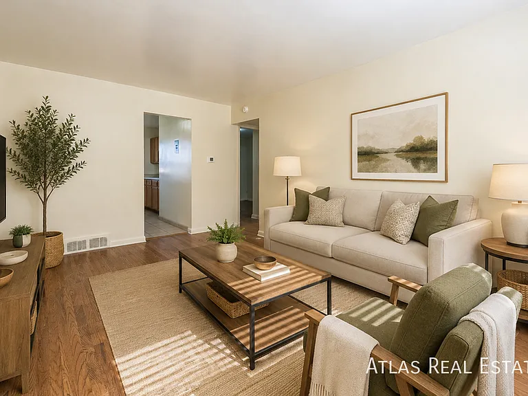 4529 E Yale Ave — Photo 5