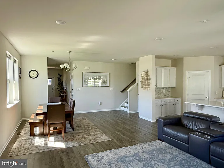 2 Egret Way — Photo 3