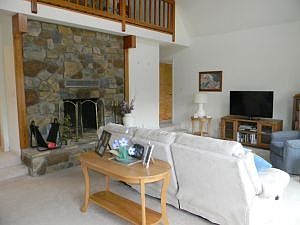 3rd image of 108 Baymeadow Ln