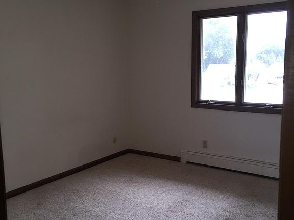 5th image of 3105 24th St APT 5B