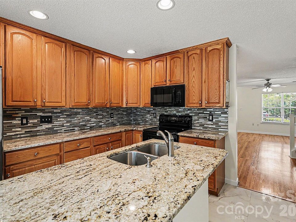 1st image of 15540 Asterwind Ct