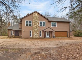 9032 Lady Ln, Hayes, VA 23072