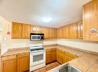 5953 Carmelita Ave, Yucca Valley, CA 92284