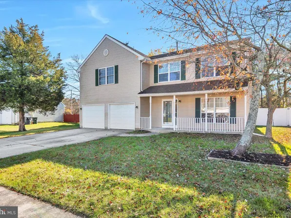 302 Pickwick Ct, Williamstown, NJ 08094