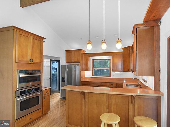 4th image of 149 Windcliff Rd