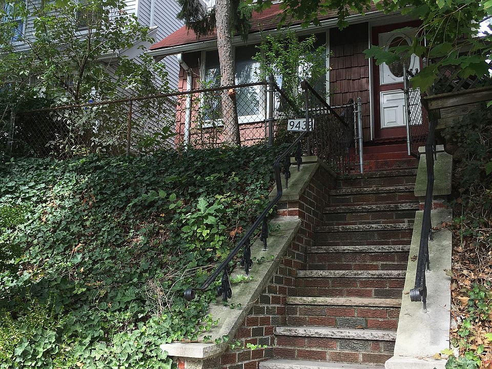 1st image of 9439 Park Ln S