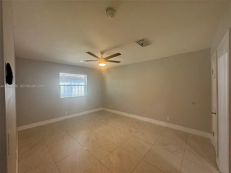 125 SE 4th Ave #2 — Photo 6
