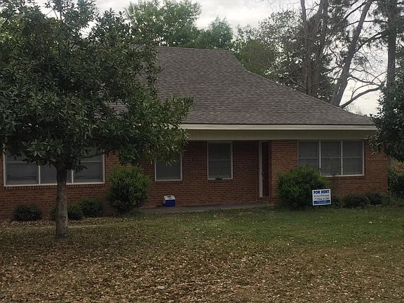 2nd image of 1508 Mike Ann Dr #B