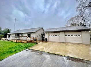 80038 Stapleton Rd, Decatur, MI 49045