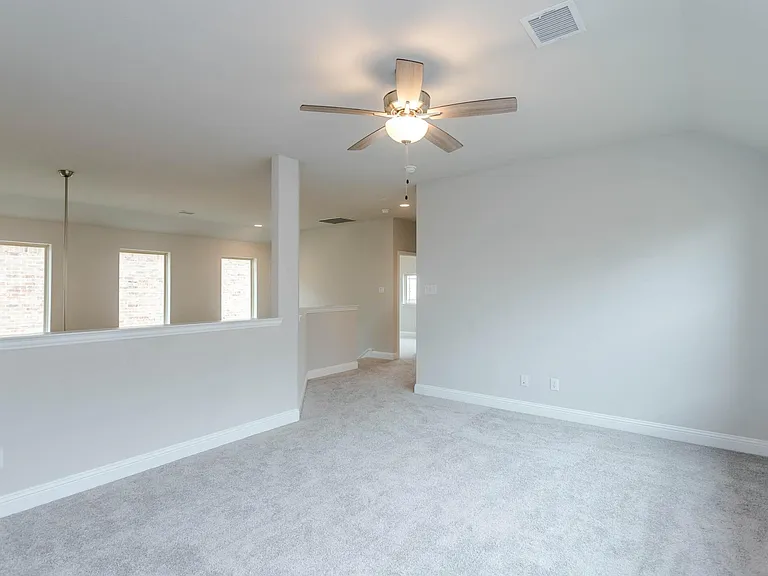 1537 Euclid Aly — Photo 22