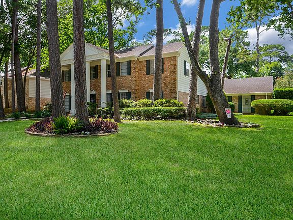 2nd image of 13723 Chelwood Pl