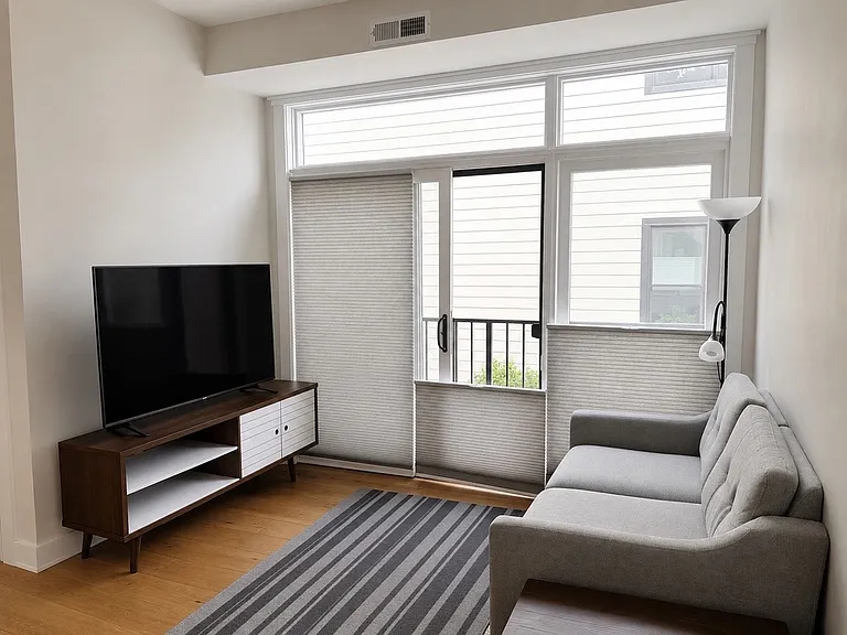 29 Woodbine St #107 — Photo 5